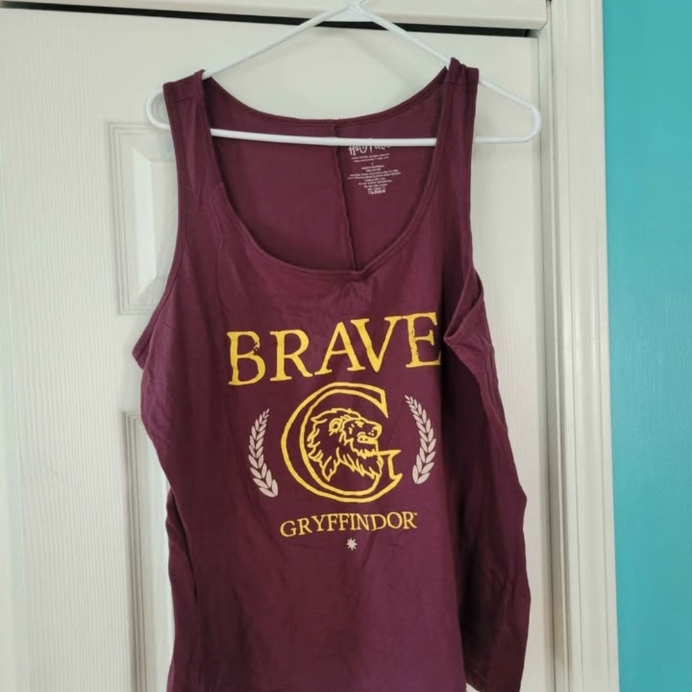 Gryffindor "Brave" Tank Top By Torrid Size 2